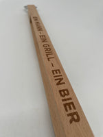 Grillzange (Holz) inkl. Flaschenöffner, "Ein Mann - Ein Grill - Ein Bier", Vatertag, Geschenk, (B/H/T) 43x4x5cm