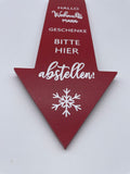 Schild, Pfeil, rot, Advent, Weihachten, "Hallo Weihnachtsmann", Holz