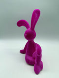 1x Hase, Hasenfigur, Ostern, geflockt, halb liegend, 23cm, pink