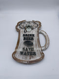 Flaschenöffner, Wandhänger, Papa, Vatertag, Freund, Geschenk, Holz, Bierform „Drink Beer…“ 37x26x2