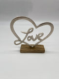 Metallherz, Holzfuss, Schriftzug, Love, Wedding, Geschenk, Valentinstag, Hochzeitstag